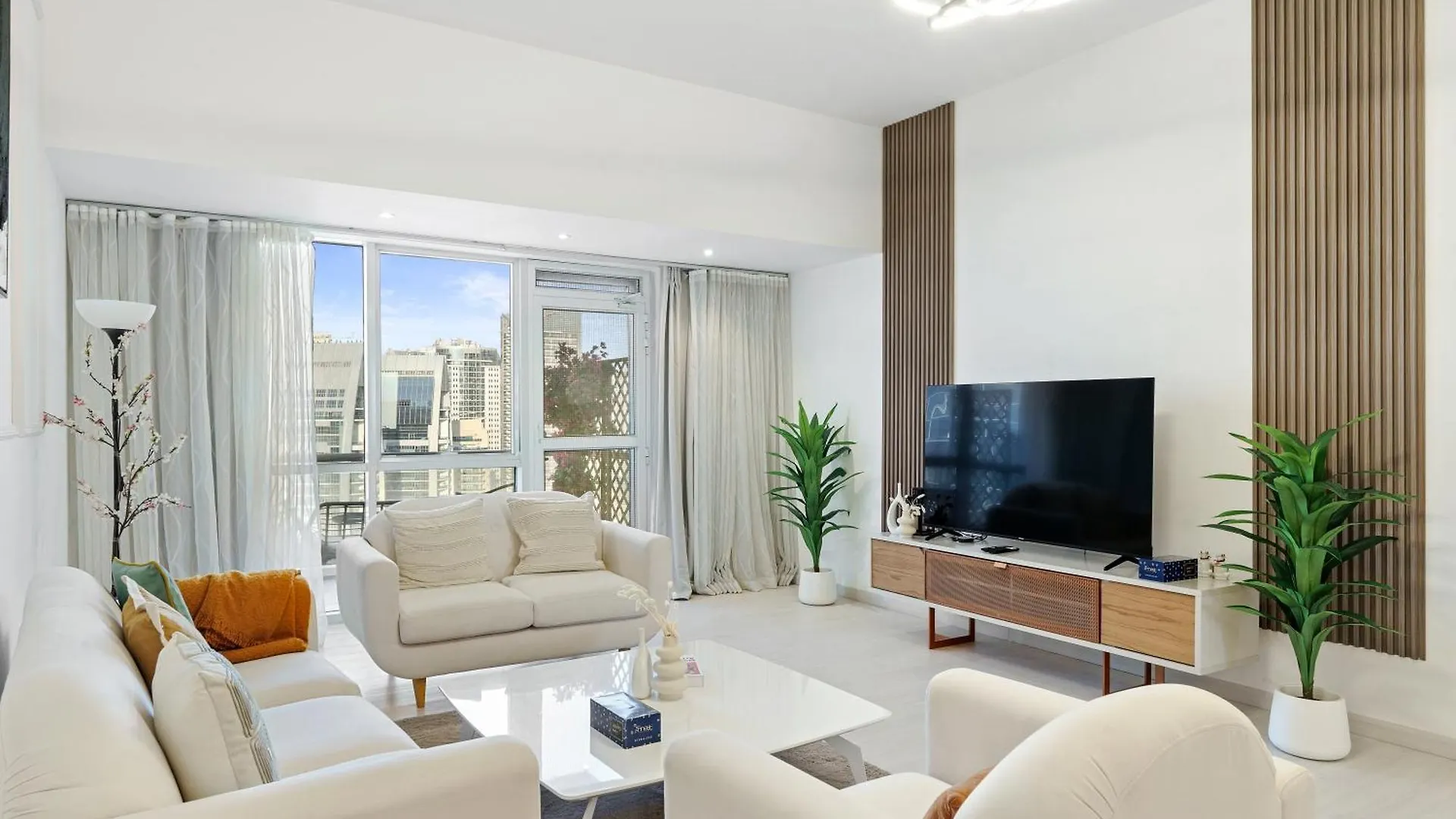 3Br In Dubai Marina 10 Min To Jbr Beach